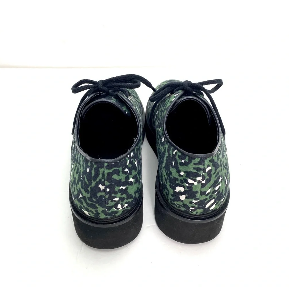 AGNES b Leopard Canvas Platform Oxfords Shoes in Green Size 7